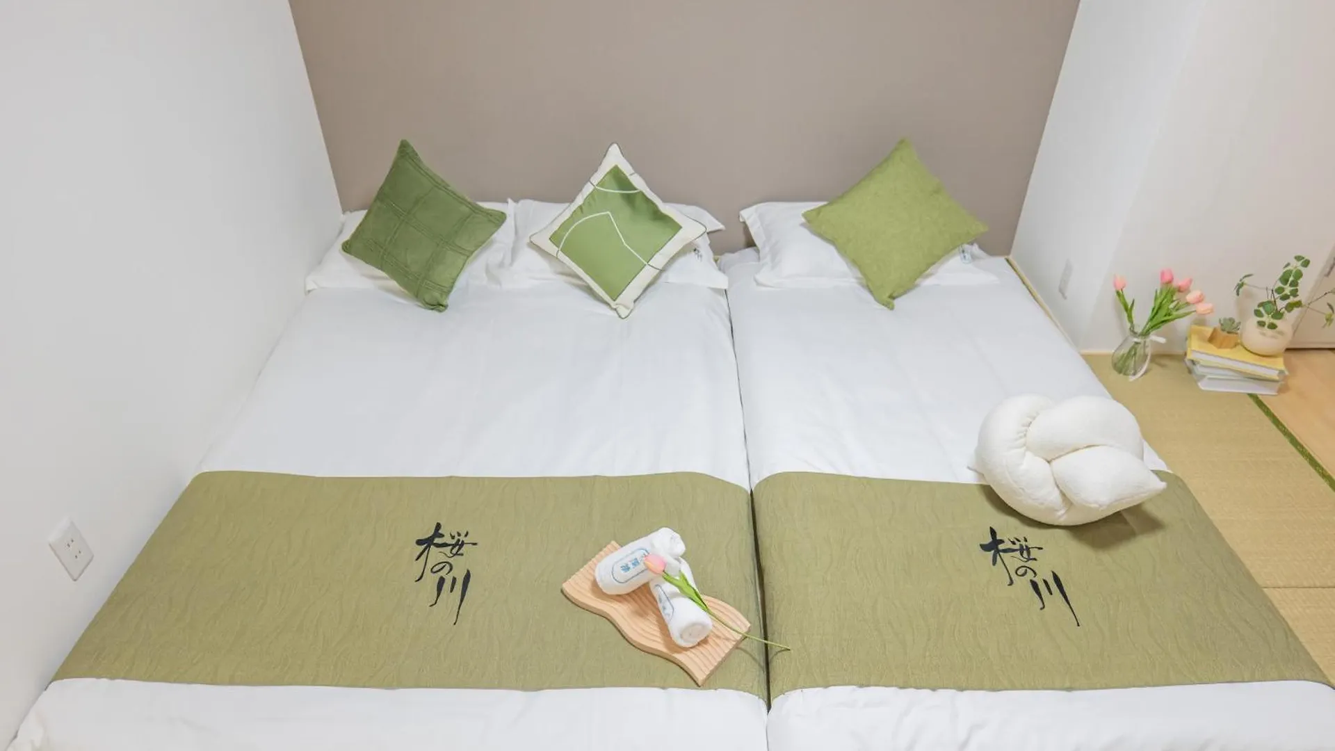 桜の川8 Shinjuku 3 Mins Shibuya New Mansion Train 1 Min More Than 7 People Tokyo 0*,  Japan
